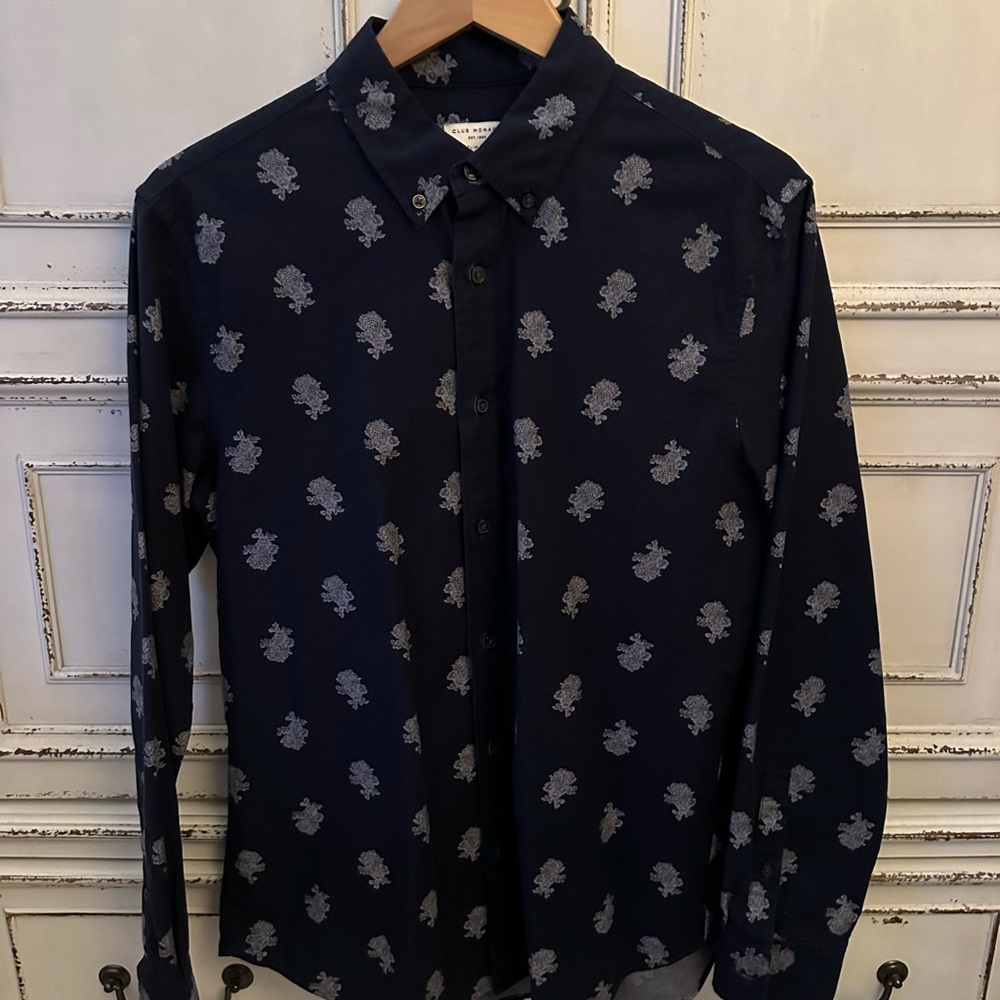 Men’s club Monaco Oxford medium NWOT